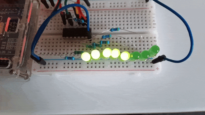 LED lighting sequence controlled by 74HC595 in action